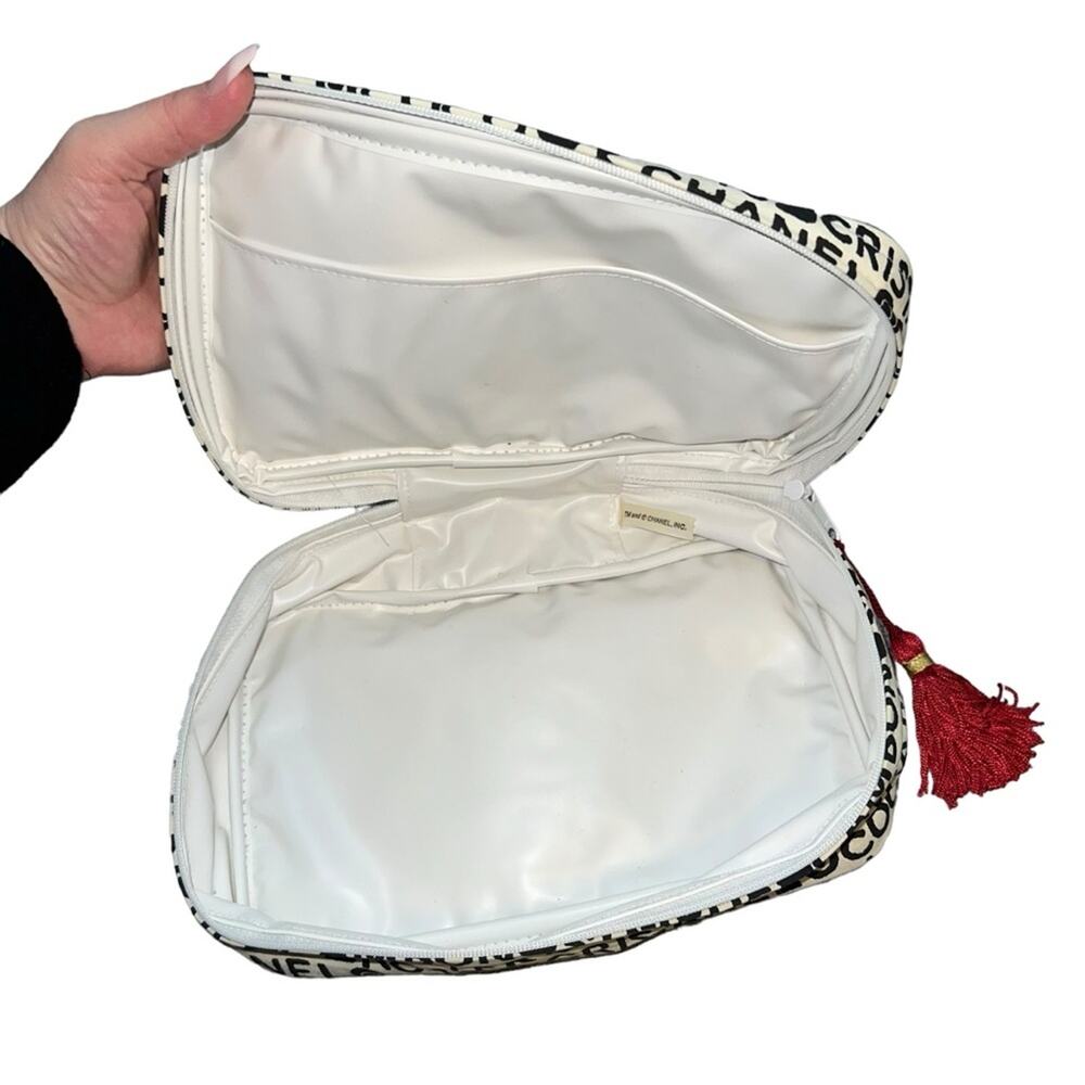 VTG Chanel Coco Cristalle Black & White Logo Zip Makeup Cosmetic Vanity Case Bag - Picture 15 of 16